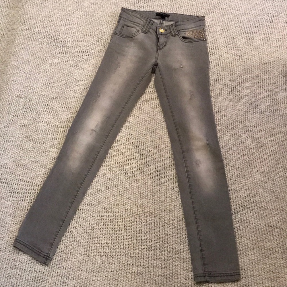 Gray pant